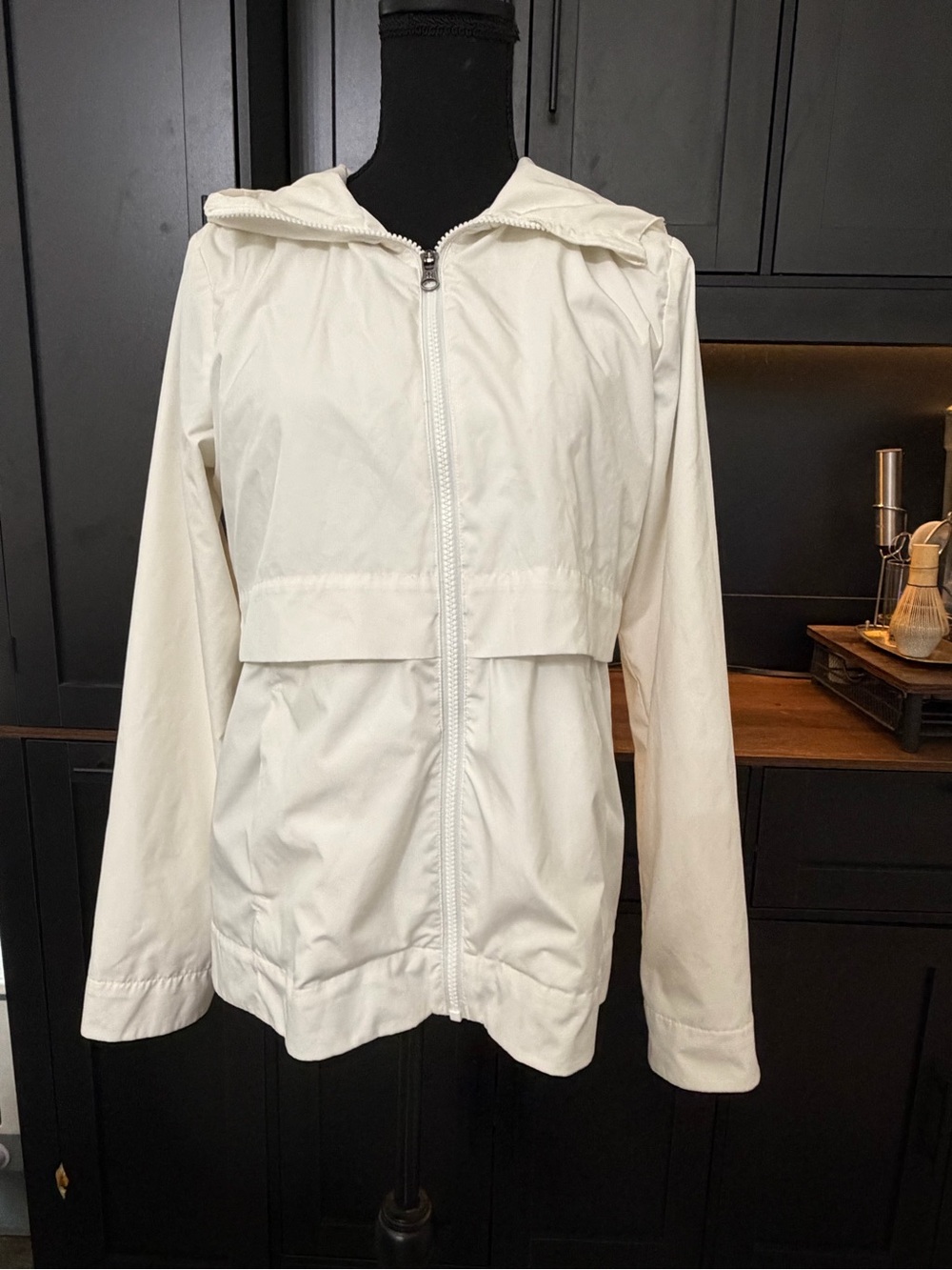 lululemon Cream White Hooded Windbreaker Jacket